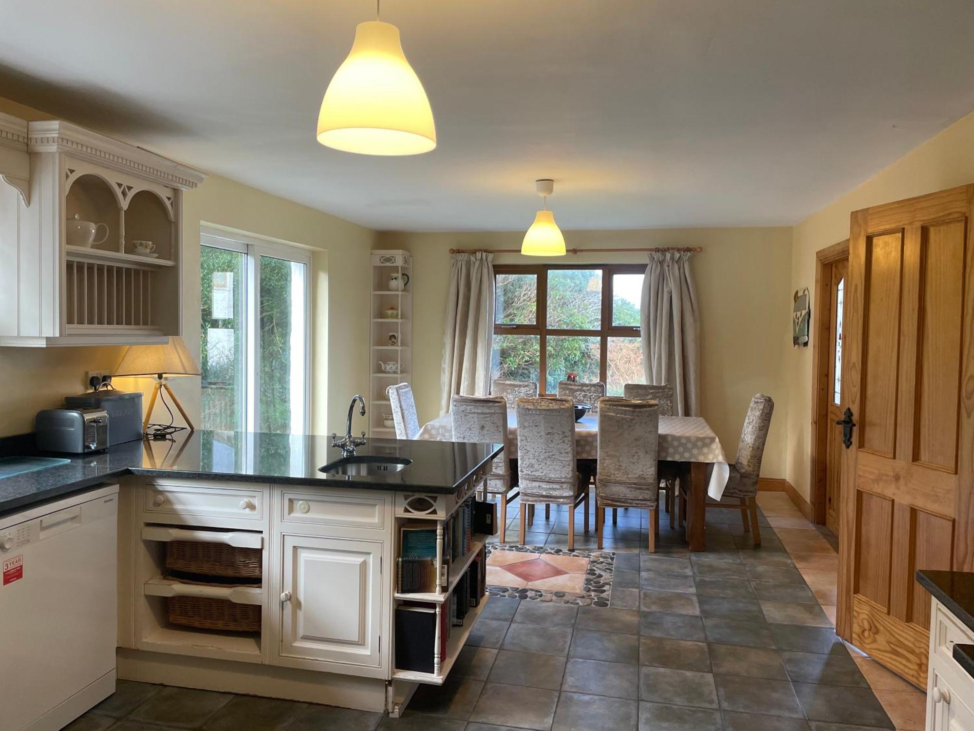 Letterfrack Farm Cottage In Village On A Farm Beside Connemara National Park Экстерьер фото